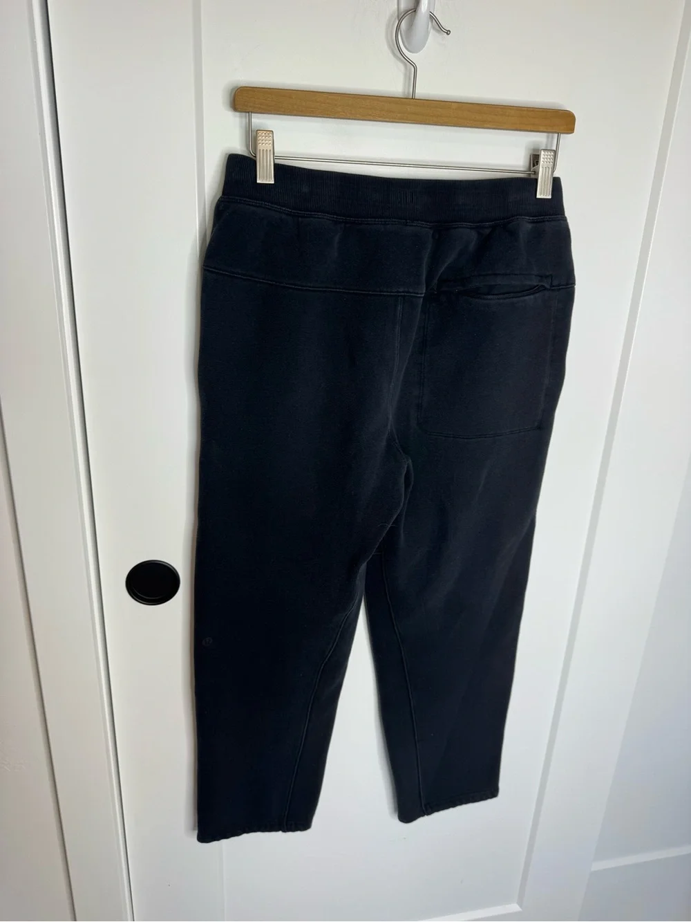 Lululemon Men’s Steady State Classic Fit Shorter Lounge Pants Sweatpants Small